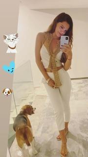 Hilal Altinbilek feet photo thumbnail