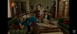 Hilal Altinbilek feet photo thumbnail