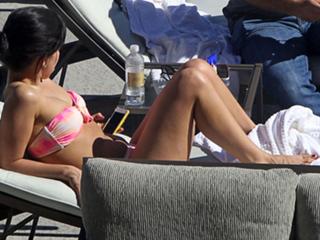 Hilaria Baldwin feet photo thumbnail