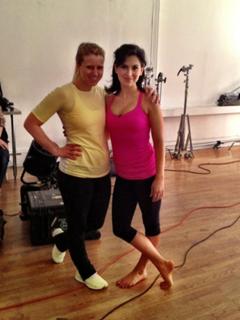 Hilaria Baldwin feet photo thumbnail