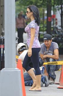 Hilaria Baldwin feet photo thumbnail