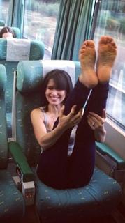 Hilaria Baldwin feet photo thumbnail