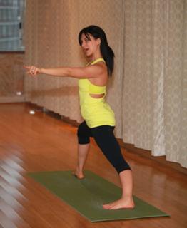 Hilaria Baldwin feet photo thumbnail