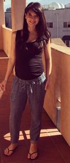 Hilaria Baldwin feet photo thumbnail