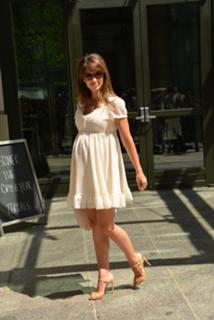 Hilaria Baldwin feet photo thumbnail