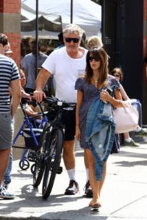 Hilaria Baldwin feet photo thumbnail