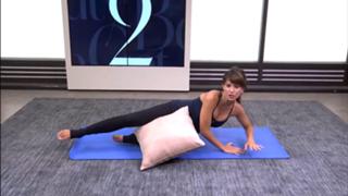 Hilaria Baldwin feet photo thumbnail