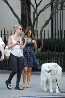 Hilaria Baldwin feet photo thumbnail