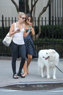Hilaria Baldwin feet photo thumbnail