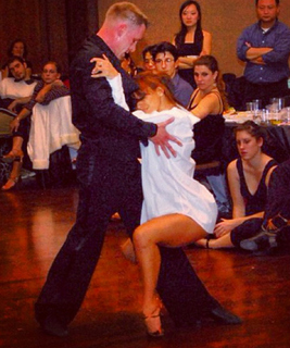 Hilaria Baldwin feet photo thumbnail