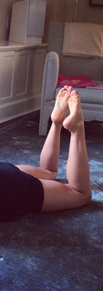 Hilaria Baldwin feet photo thumbnail