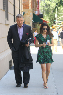 Hilaria Baldwin feet photo thumbnail