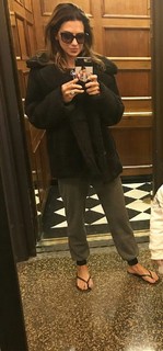 Hilaria Baldwin feet photo thumbnail