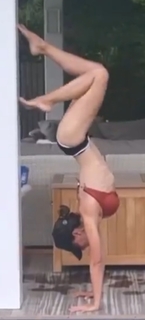 Hilaria Baldwin feet photo thumbnail