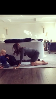 Hilaria Baldwin feet photo thumbnail