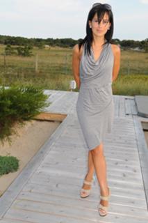 Hilaria Baldwin feet photo thumbnail