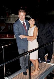 Hilaria Baldwin feet photo thumbnail