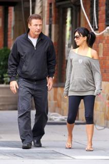 Hilaria Baldwin feet photo thumbnail