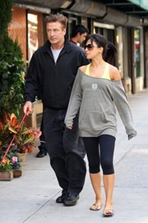 Hilaria Baldwin feet photo thumbnail