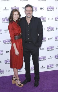 Hilarie Burton feet photo thumbnail