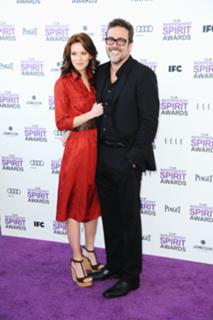 Hilarie Burton feet photo thumbnail
