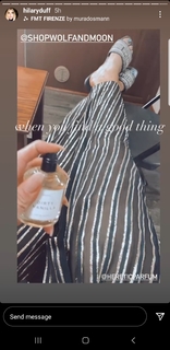 Hilary Duff feet photo thumbnail