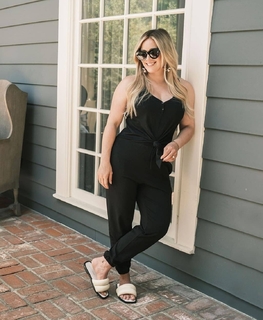 Hilary Duff feet photo thumbnail