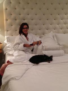 Hilary Farr feet photo 2