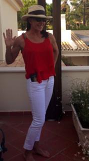 Hilary Farr feet photo 18