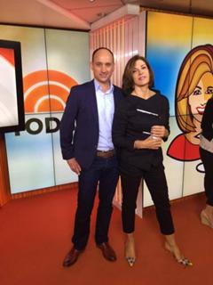 Hilary Farr feet photo 6