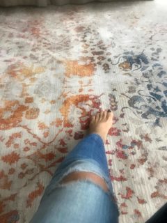 Hilary Farr feet photo 7
