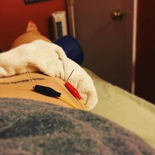 Hilary Knight feet photo 11