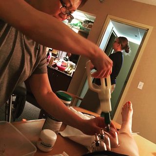 Hilary Knight feet photo 17