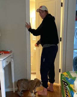 Hilary Knight feet photo 13