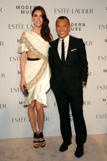 Hilary Rhoda feet photo thumbnail