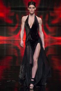 Hilary Rhoda feet photo thumbnail