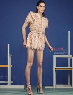 Hilary Rhoda feet photo thumbnail