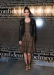 Hilary Rhoda feet photo thumbnail