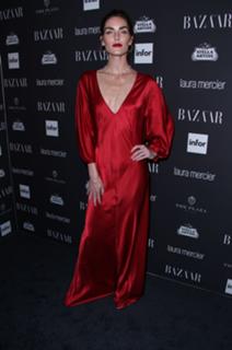 Hilary Rhoda feet photo thumbnail