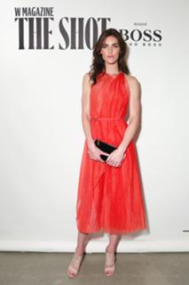 Hilary Rhoda feet photo thumbnail