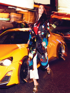 Hilary Rhoda feet photo thumbnail