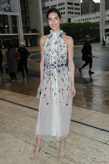 Hilary Rhoda feet photo thumbnail
