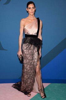 Hilary Rhoda feet photo thumbnail