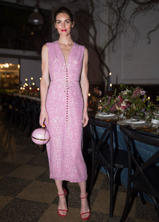 Hilary Rhoda feet photo thumbnail