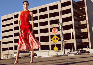 Hilary Rhoda feet photo thumbnail