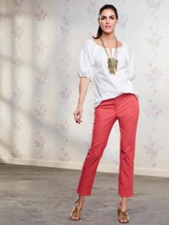 Hilary Rhoda feet photo thumbnail