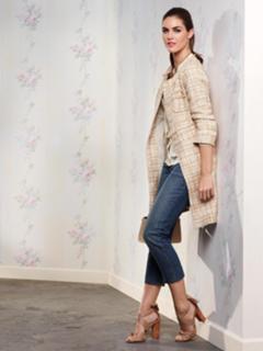Hilary Rhoda feet photo thumbnail