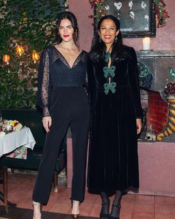 Hilary Rhoda feet photo thumbnail
