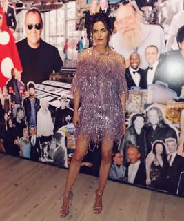 Hilary Rhoda feet photo thumbnail