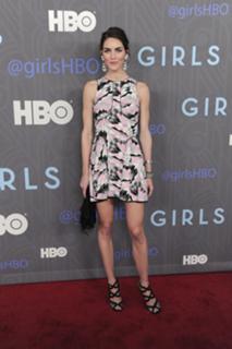 Hilary Rhoda feet photo thumbnail